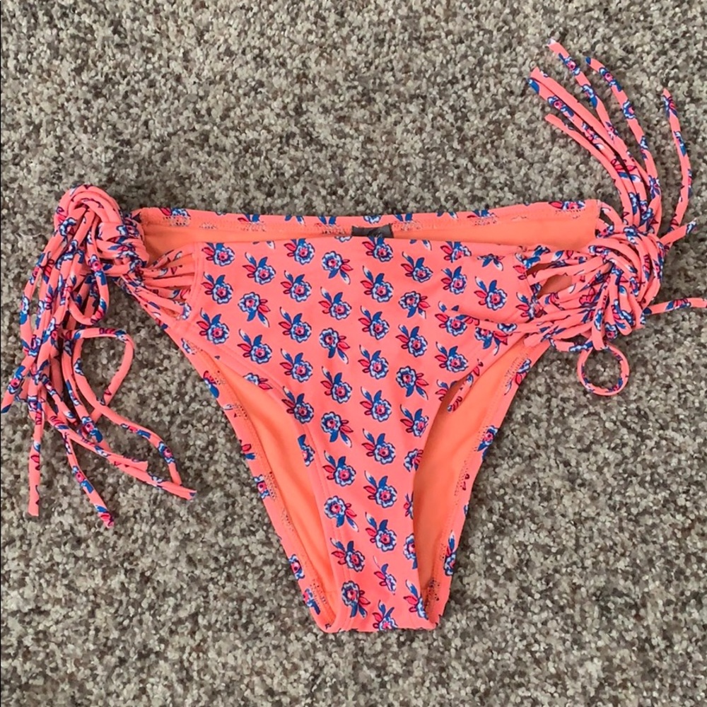 NWOT Floral Bikini Bottom